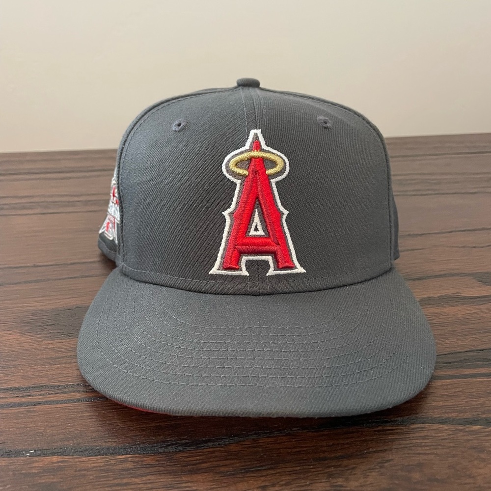Angels new era 59 fifty hat 7 1/4 colored under-visor worn once